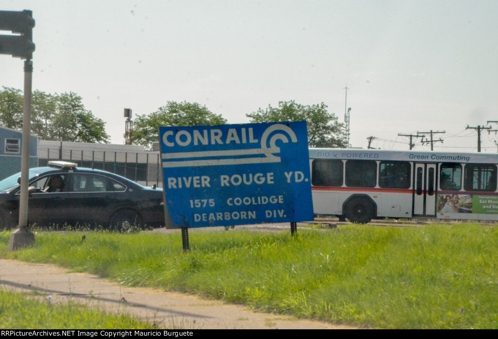 Conrail River Rouge Yard sign